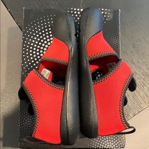 altaventure mickey shoes